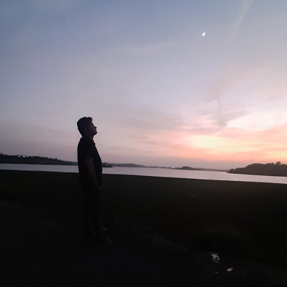 maneeshpawar7's tweet image. #NewProfilePic