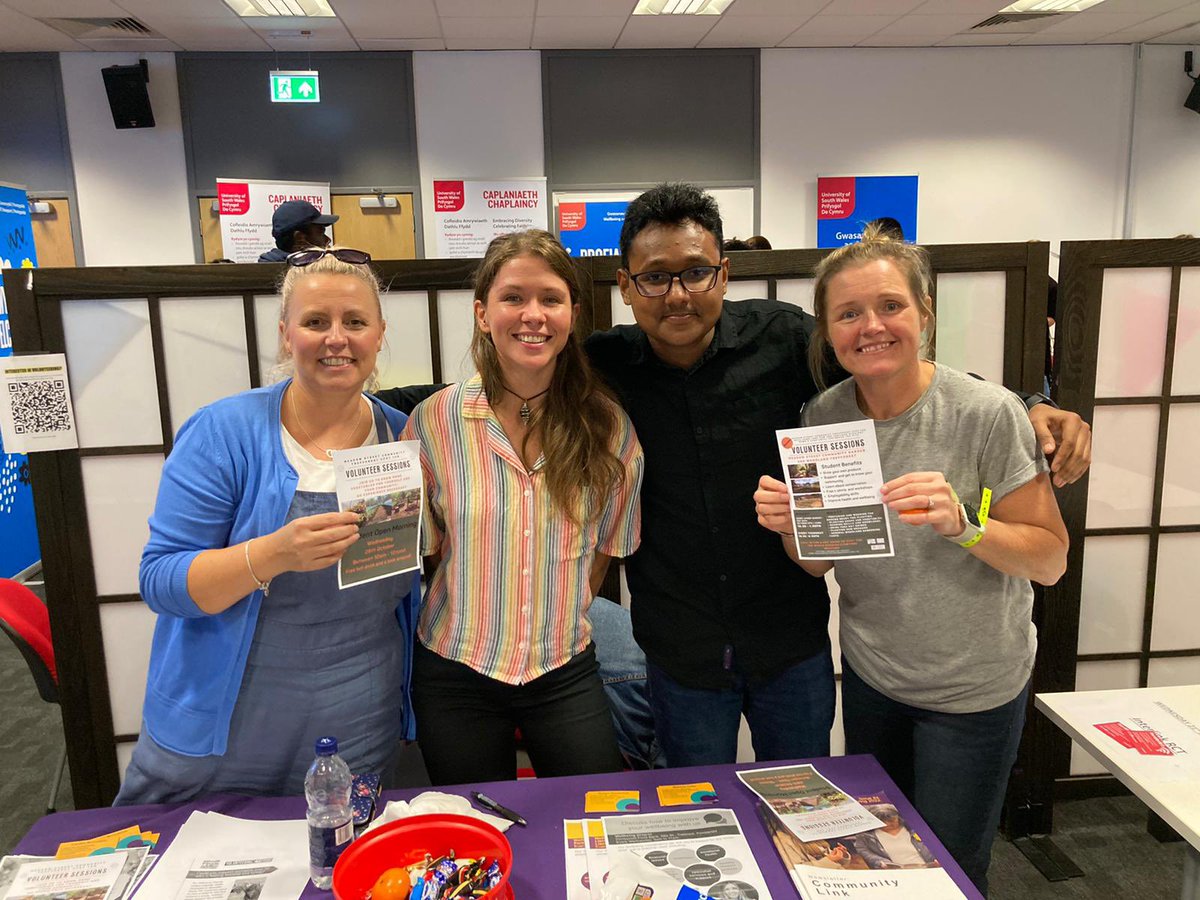 Julie Edwards tweet media