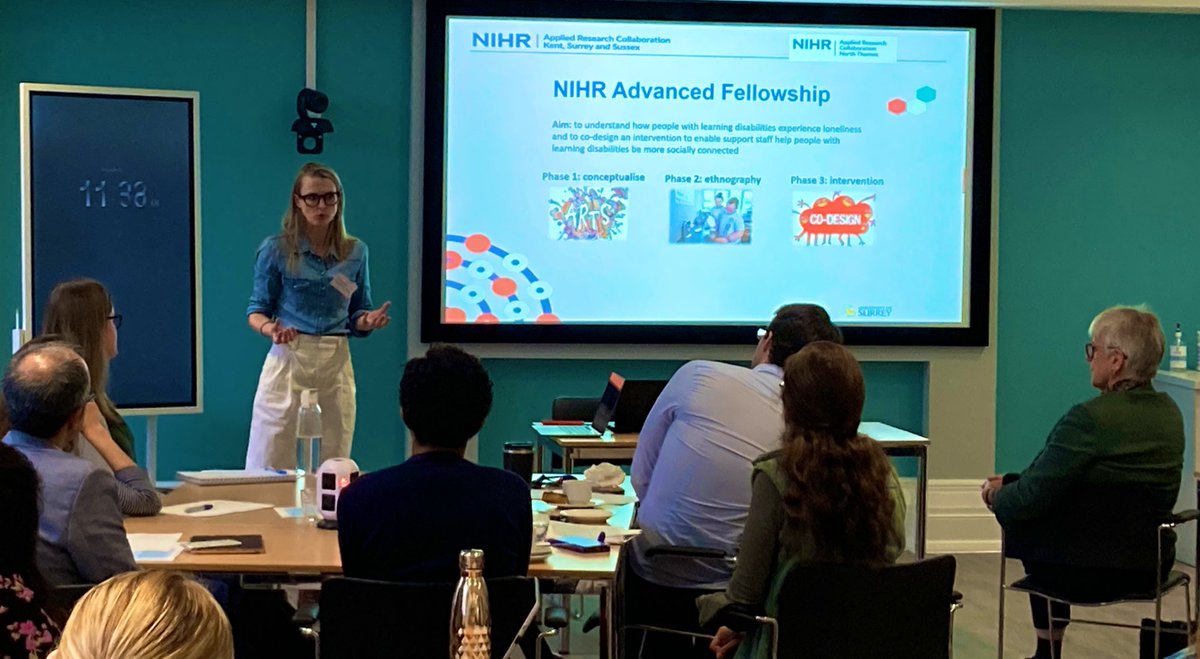 here <a href="/DrCarysBanks/">Carys Banks</a> in action - sharing the stages of her #fellowship #research and giving a shout-out to @NIHR_RDS and <a href="/NIHRresearch/">National Institute for Health and Care Research</a> for the support and infrastructure … also great tips on resilience &amp;  work-life balance!