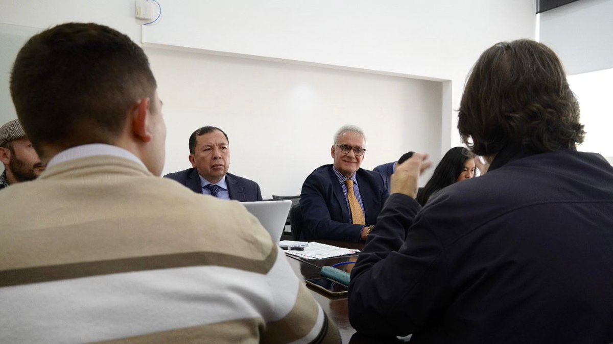 cesarmanriques's tweet image. Nos reunimos con @Andrenoelroth1 y @AmadoJesush para conversar sobre la necesidad de articulación entre el @DAFP_COLOMBIA al Observatorio de la Administración Pública. Un paso más para fortalecer la relación entre el Estado y la academia.