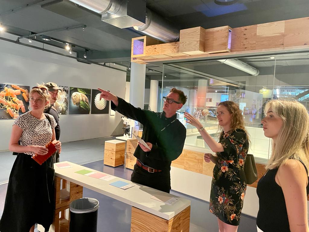 AusAmbVIE's tweet photo. Embassy colleagues were delighted to visit #arselectronica22 & to connect with 🇦🇺 artists & #FestivalUniversity students. Proud to see 🇦🇺-led cutting-edge research showcasing 🇦🇺 innovation incl. on #bioart, #oribotics & the application of #AI to critical environmental challenges. https://t.co/AzKkdE8eze
