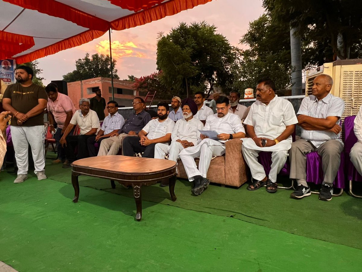 DrAmarSinghINC's tweet photo. Visited villages Bhogiwal, Naromajra, Jandali and Amhedgarh city in Amargarh halqa. Distributed MPLAD sanction letters and did various social meetings. @RajaBrar_INC @Barmer_Harish @kahlonjaskaran @DeepakBhaardwaj @IYCPunjab https://t.co/GhbrhdHMGr