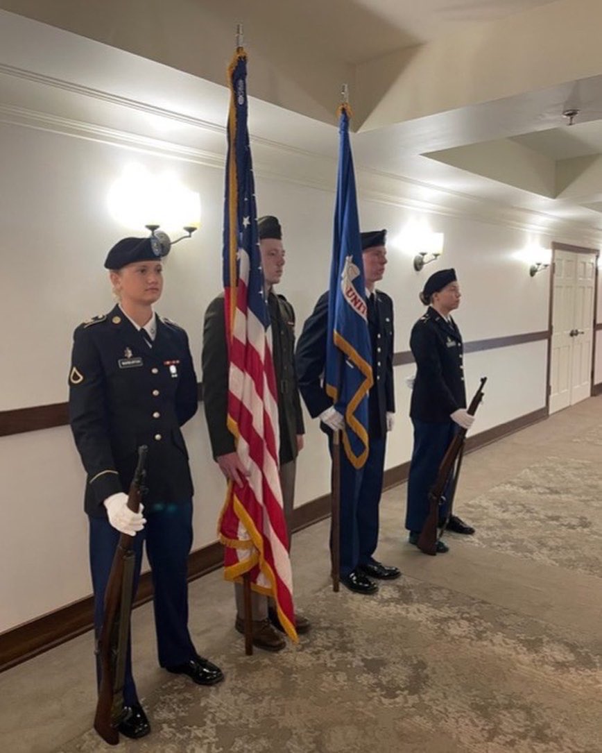 KU_ArmyROTC's tweet photo. The Jayhawk Chapter of MOAA hosts an Army Night at the University of Kansas last night. This is a chance for Cadets to experience a robust network of job networking and local opportunities for camaraderie.
#learntolead #networking #3rdbdearmyrotc #3bde #armyrotc #decidetolead https://t.co/548nL3xErg