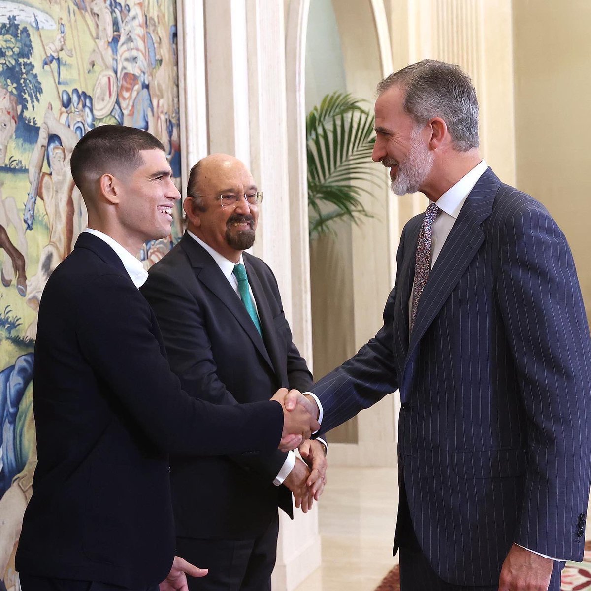 carlosalcaraz's tweet photo. Ha sido un privilegio enorme ser recibido esta mañana por Su Majestad el Rey Felipe VI en el Palacio de la Zarzuela. ¡Muchas gracias por el cariño! @CasaReal 

©Casa de S.M. el Rey https://t.co/XQnBj162LN
