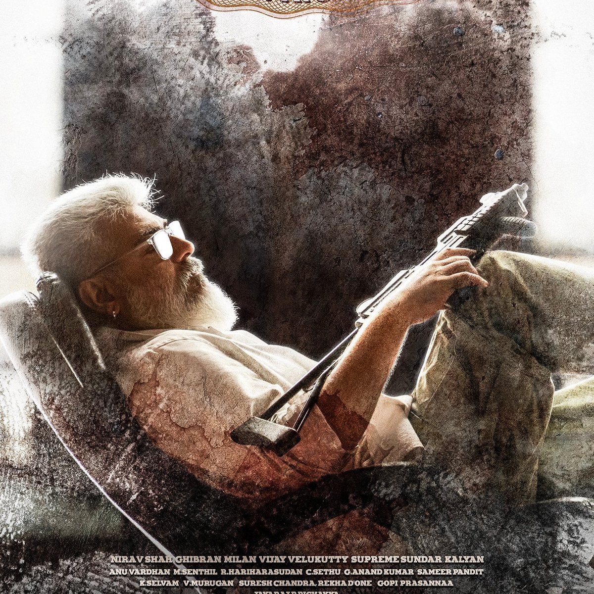 Ajitheyyyy's tweet image. Get ready
#ThinivuSecondLook
#ThunivuTeaser
#ThunivuTrailer