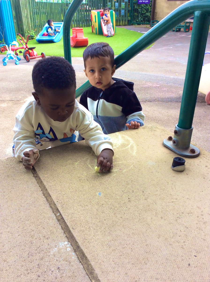ECS_Keighley's tweet photo. The preschool children have settled in well and enjoyed exploring their new surroundings. #50TTD #04makeyourmark #10booksharing #buildingrelationships https://t.co/H6bguRsGiX