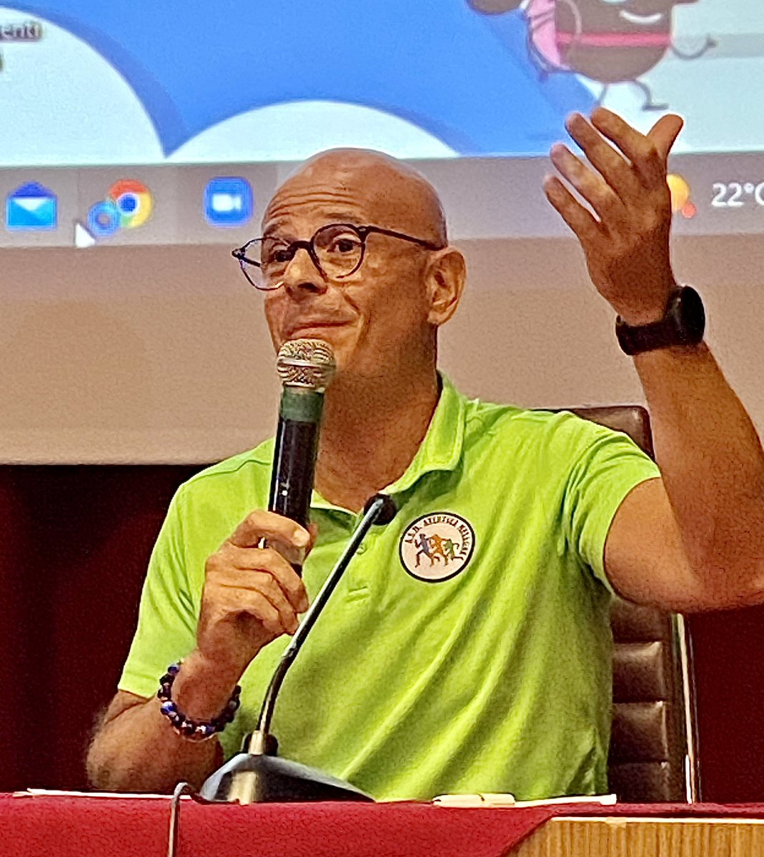glaresta's tweet photo. Bellissima mattinata insieme ai ragazzi e ragazze del Liceo scientifico Epifanio Ferdinando di #Mesagne a discutere di #mobilità sostenibile e adozione di nuovi stili di vita

[https://t.co/5ZBeplmL4L] https://t.co/gEztcuoR8T