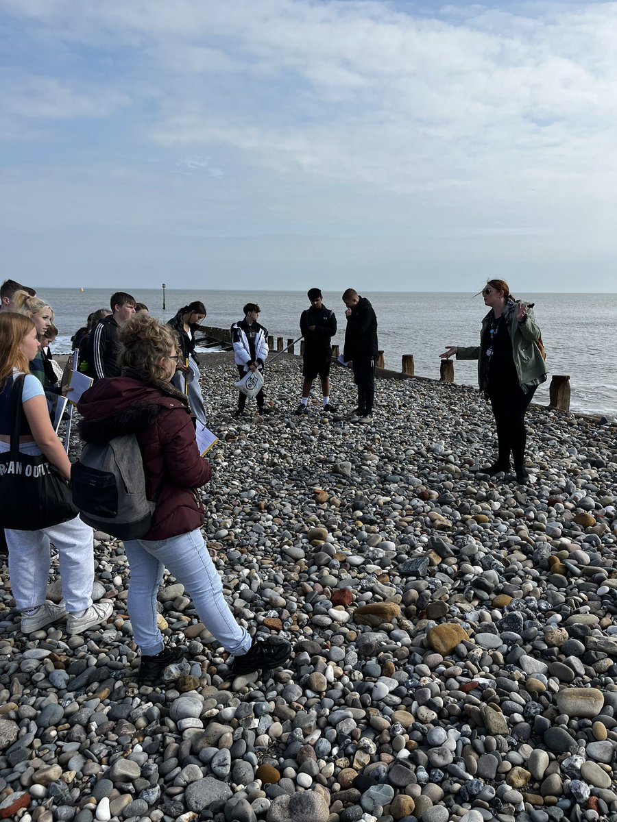 BBGAcademy's tweet photo. Next on our Year 11 Geography Field Trip Adventure is Hornsea #TaneBBG💙💚💙 #GeographyIsEveryWhere https://t.co/DJALv2pQCK