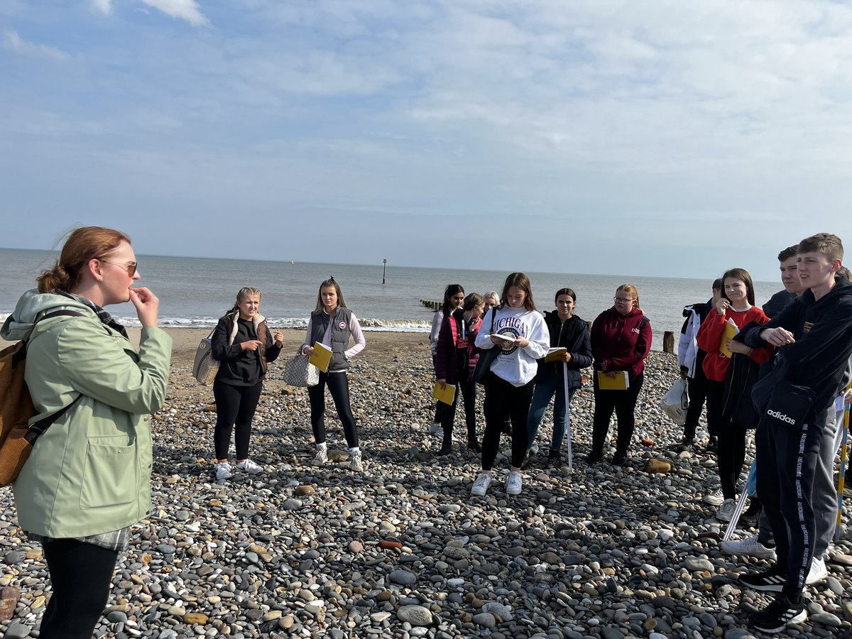 BBGAcademy's tweet photo. Next on our Year 11 Geography Field Trip Adventure is Hornsea #TaneBBG💙💚💙 #GeographyIsEveryWhere https://t.co/DJALv2pQCK