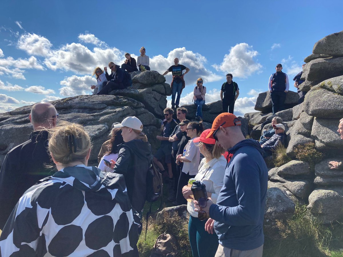 On Sunday I represented @WalesinIreland at the @GlencreeCentre #walk4peace with colleagues from @BritEmbDublin & the diplomatic community.

A fantastic opportunity to mark today’s @UN #InternationalPeaceDay 

Delighted to catch a glimpse of Wales 🏴󠁧󠁢󠁷󠁬󠁳󠁿 from Wicklow 🇮🇪 at the top!