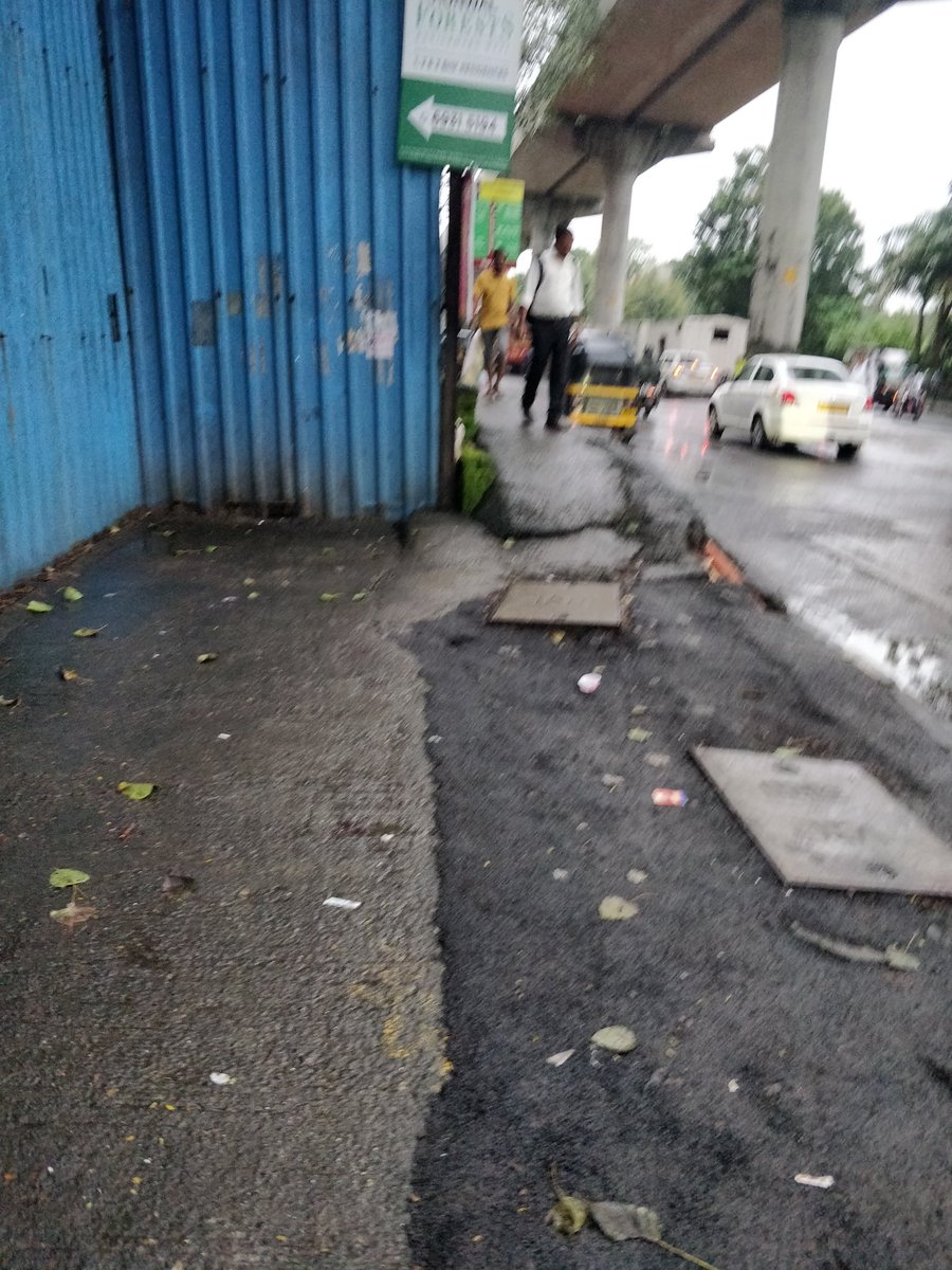 citizen1819's tweet photo. .@mybmcWardS this is a safety issue request you to be prompt and not take your usual time in attending issues.

People are forced to walk on this without barricades
@mybmc @mybmcBridges
@CleanAlm @Kanjurinfo
Location: Drainage near Runwal Forests 
Kanjur Marg West https://t.co/47gA2DS9uq