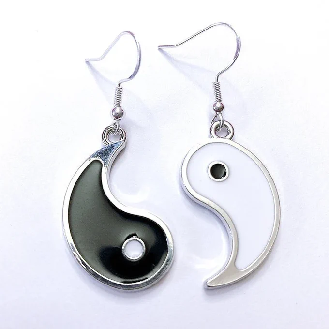 yin yang :  