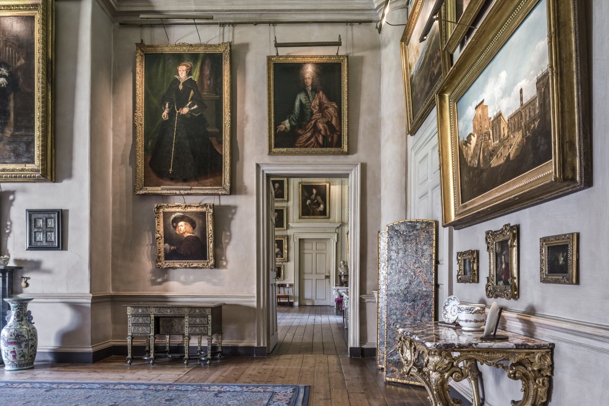 The Somerset Room at Petworth House was separated off from the Servants’ Hall in the 1700s by the 3rd Earl of Egremont to provide room to display his collection. Today, you’ll see artwork here by Hieronymus Bosch, Titian & Claude. 📷 ©NTI/Andreas von Einsiedel