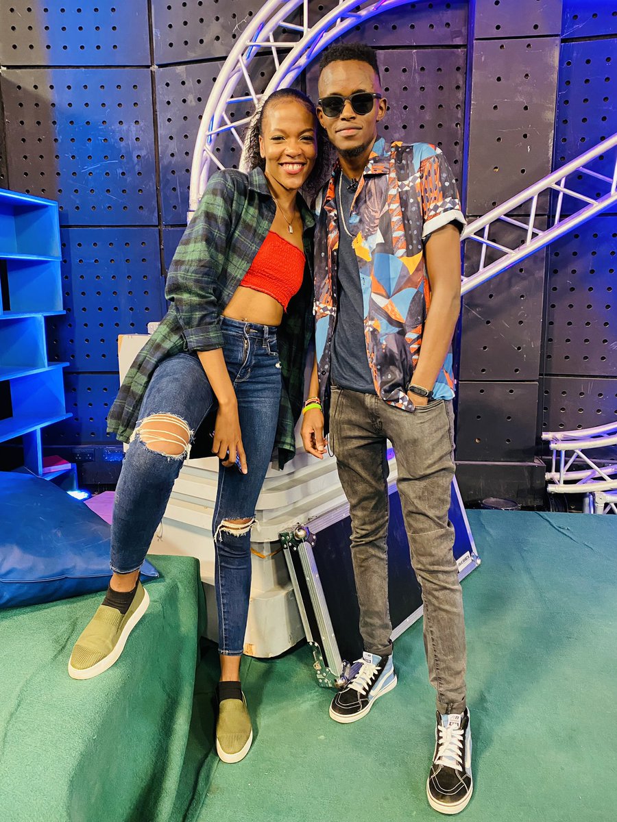 PLAN THIS WEEKEND 
Sat 1|1 -ktn iwake show(10.15pm)
Sat 2/2 -Rimpa Green by Bayleys

Sunday - K1 klub house 
                   (11am till late)