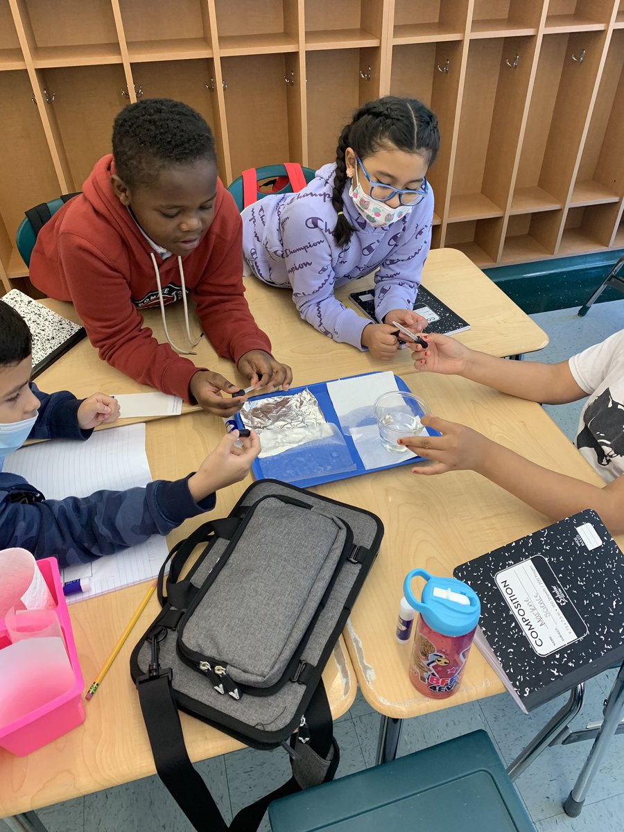 JCurran_PAES's tweet photo. Third grade scientists working on their first investigation of the year studying what happens when water falls on different surfaces! @Gerald_Fitzhugh @PAES231 @Principal_MH @UrbanEducator81 #parkavestrong #goodtogreat https://t.co/f3DTHN70WP