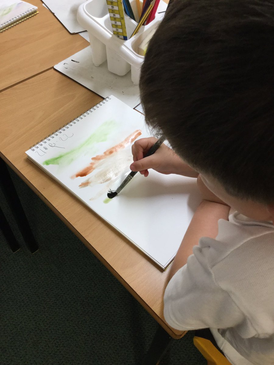 MD_Class1's tweet photo. As part of our art curriculum this half term we are learning about portraits. Today we looked at Paul Klee’s artwork and we created backgrounds using watercolours. Next week we will be adding line drawings of ourselves or someone important to us. #MDArt @MD_headteacher https://t.co/E67FpDRuR1