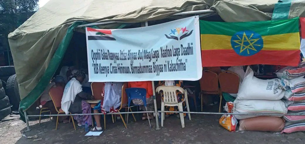 Gech_Ethiopia12's tweet photo. Glorious job at Lege tafo Lege dadi town administration !!
They have planing to send food & all necessary for our hero national defense force.
#Peoples & administration are ready to support our NDF like the following.
#Unity_is_power
#EthiopiaPrevails
#DisarmTPLFterrorist https://t.co/MkmtosUj0v
