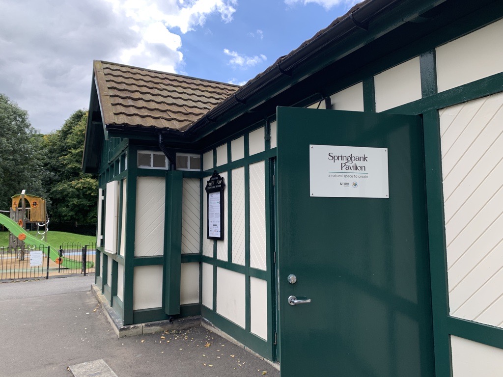 Newcastle_NHS's tweet photo. We are delighted to announce the launch of #SpringbankPavilion, a new addition to our #ArtsProgramme, in partnership with @urbangreenncl ๐จ๐ฑ The Pavilion, located in Newcastleโs Leazes Park, will host creative workshops onsite, alongside in-hospital creative activities. (1/2) https://t.co/icbYLDk1h3