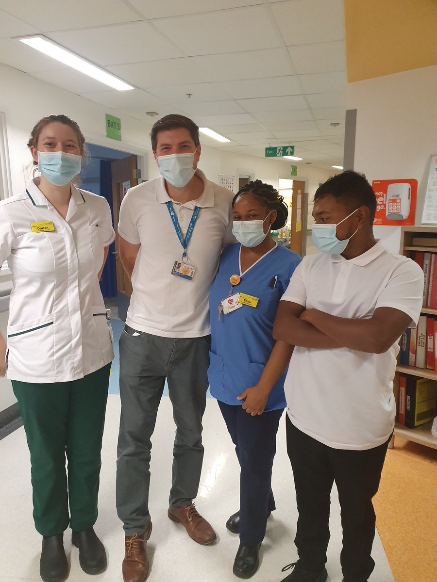 JadeybPT's tweet photo. Thank you to @Danhunter247 and the  bhrut falls team for your help in getting our patients up and moving today #FallsAwarenessWeek #endPJparalysis #keepmoving 🚶‍♂️🤸‍♂️🏋️‍♂️👏 https://t.co/0QdZzuuBSC