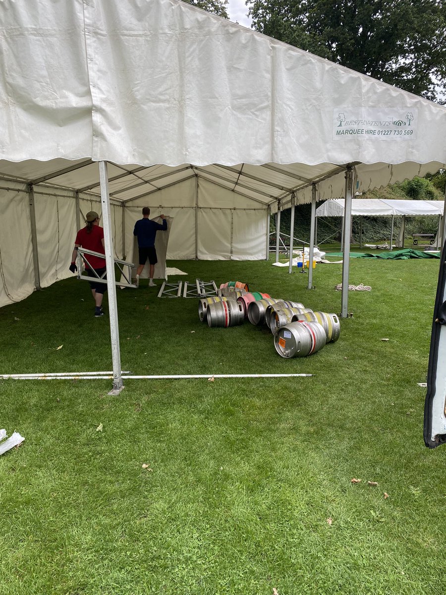 Kent Green Hop Beer Festival Tent going up 😀