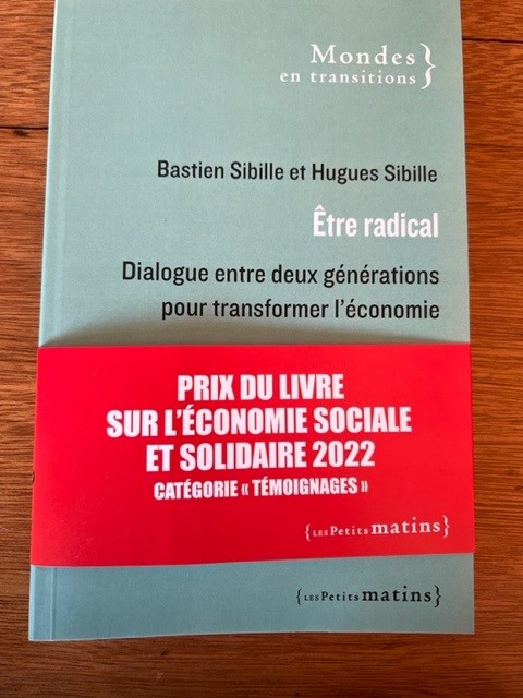 Le Labo de l'ESS (@lelabo_ess) on Twitter photo 🙌 Le Labo de l’ESS est heureux et fier que son président, <a href="/HuguesSibille/">Hugues Sibille</a> ait remporté le prix du livre 2022 de l’#ESS pour le livre « Être Radical », aux <a href="/EdtPetitsMatins/">Les Petits Matins</a>, écrit avec son fils <a href="/bastiensibille/">Bastien Sibille</a>, lui-même président de <a href="/Mobicoop/">Mobicoop - La mobilité partagée</a>. 🙌 Le Labo de l’ESS est heureux et fier que son président, <a href="/HuguesSibille/">Hugues Sibille</a> ait remporté le prix du livre 2022 de l’#ESS pour le livre « Être Radical », aux <a href="/EdtPetitsMatins/">Les Petits Matins</a>, écrit avec son fils <a href="/bastiensibille/">Bastien Sibille</a>, lui-même président de <a href="/Mobicoop/">Mobicoop - La mobilité partagée</a>.