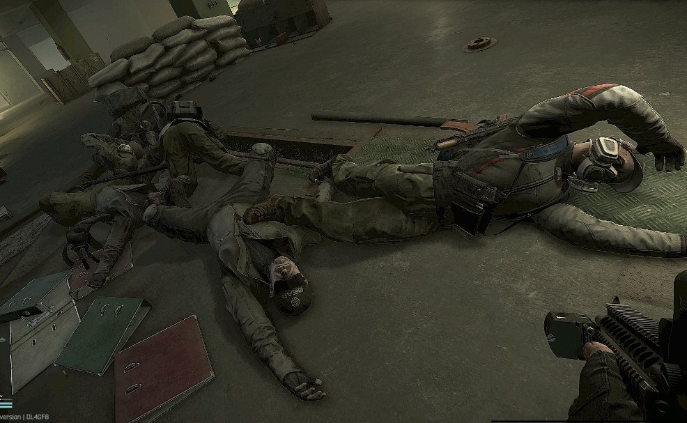 EIRE_Gaz's tweet photo. I had the most humble and heartwarming interaction with these 7 friendly player scavs yesterday om escape from tarkov. Stream starts at 4. I love u #trelads https://t.co/8A8p3g5Si3
