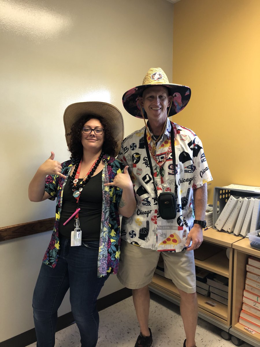 MissLonero's tweet photo. Happy HOCO week! Mr. Holubetz is in his element for beach day! #hoco #YHS #Gofoxes #Homecoming2022 #yorkvillehighschool https://t.co/72ZjrOvuRh