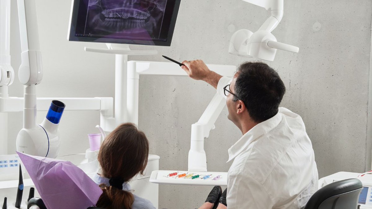 dentadir's tweet photo. #periodontist #dentadir From this article, you can learn about what is a periodontist, when you need to see a periodontist and how is your first visit will look like. https://t.co/rhvMUrbdbV https://t.co/dIscz3RK6q