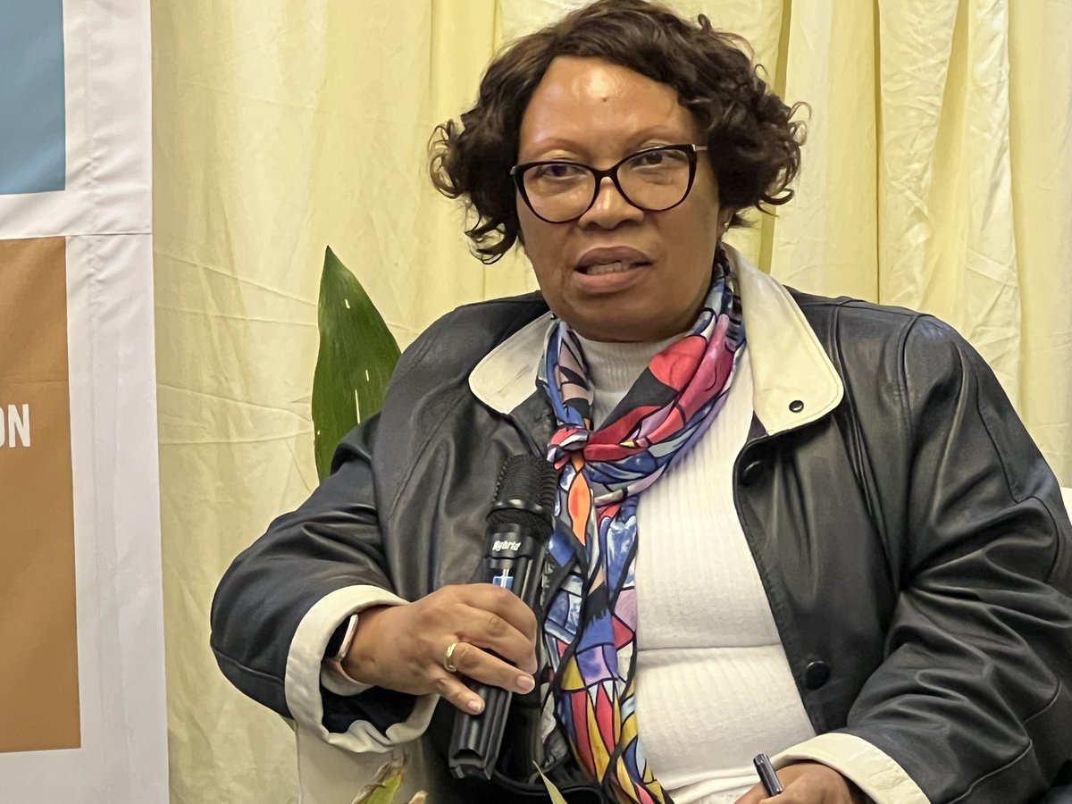 UNEswatini's tweet photo. “The UN needs to support programmmes for building back better institutions for peace, justice and good governance.” Tizie Maphalala at UN leaders retreat in Piggs Peak. https://t.co/X8kDN5ZZwW