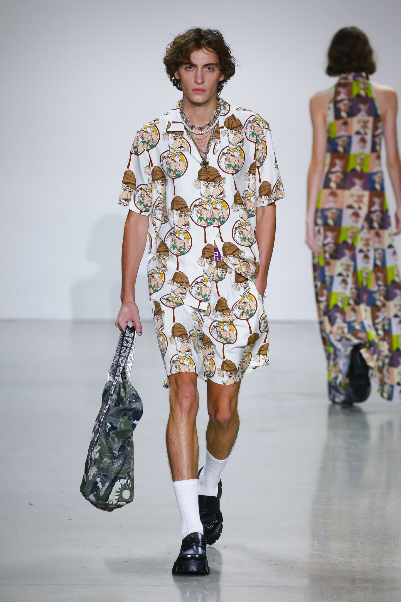 VIVIENNE TAM (@VivienneTam) / Twitter