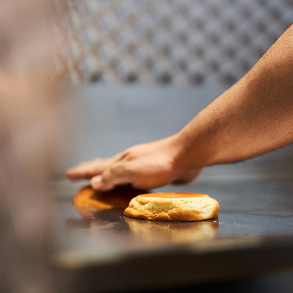 Factory & Co tweet media