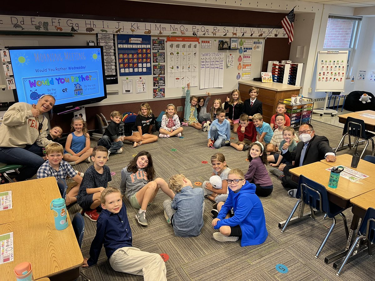 Mike Larson tweet media