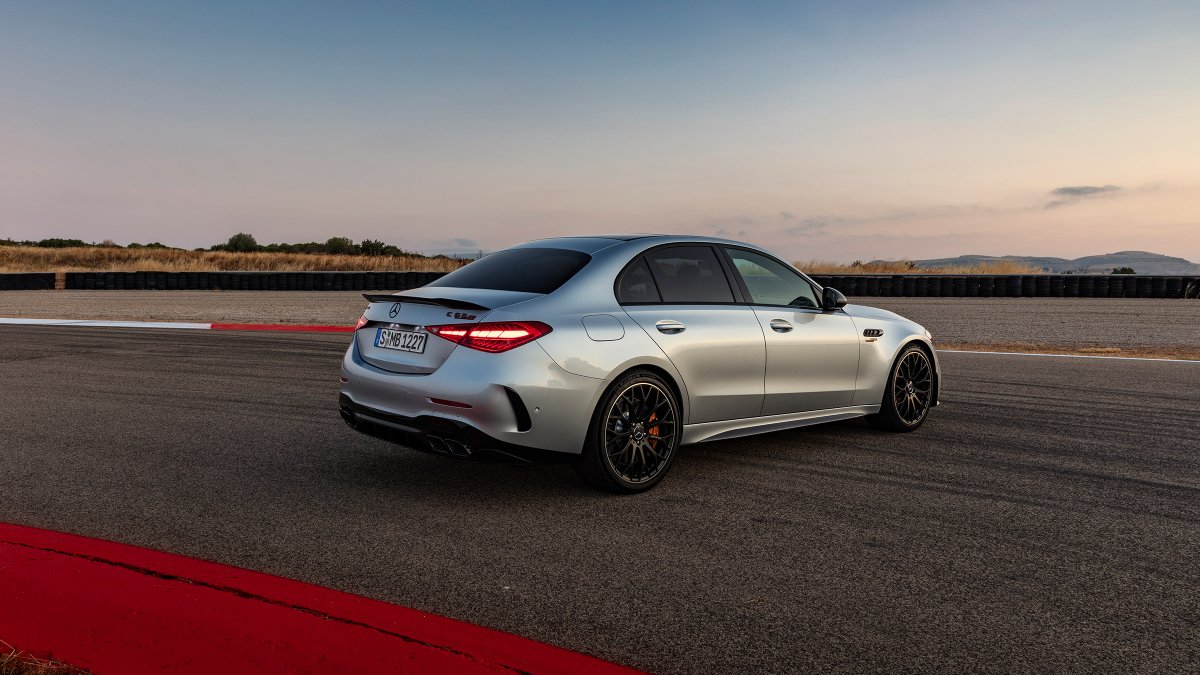 evomagazine's tweet photo. Mercedes-AMG has officially revealed its 670bhp hybrid-powered C63S E Performance, all 2111kg of it. https://t.co/fsC2ZRYQ6U https://t.co/qDCER8nViD