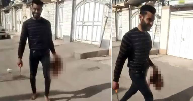 (+18)
İran’da yaşanan bir kadın cinayeti dünyayı dehşete düşürdü. Eşinin kafasını sokak ortasında kesip ibret için gezdirdi. Katil koca o anları gülümseyerek kameraya aldı.

Ortadoğu’dan alacağımız zırnık örnek YOK. Kapıları Ortadoğu’ya açarak bu ülkeye çok kötülük ettiniz.