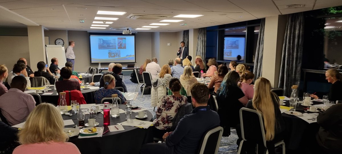 TK_MPharm's tweet photo. Great turn out and energy at our Discharge Medicines Service cross-sector event between @uhppharmacy and Plymouth Community pharmacies @DevonLPC https://t.co/lTcXUIawIo
