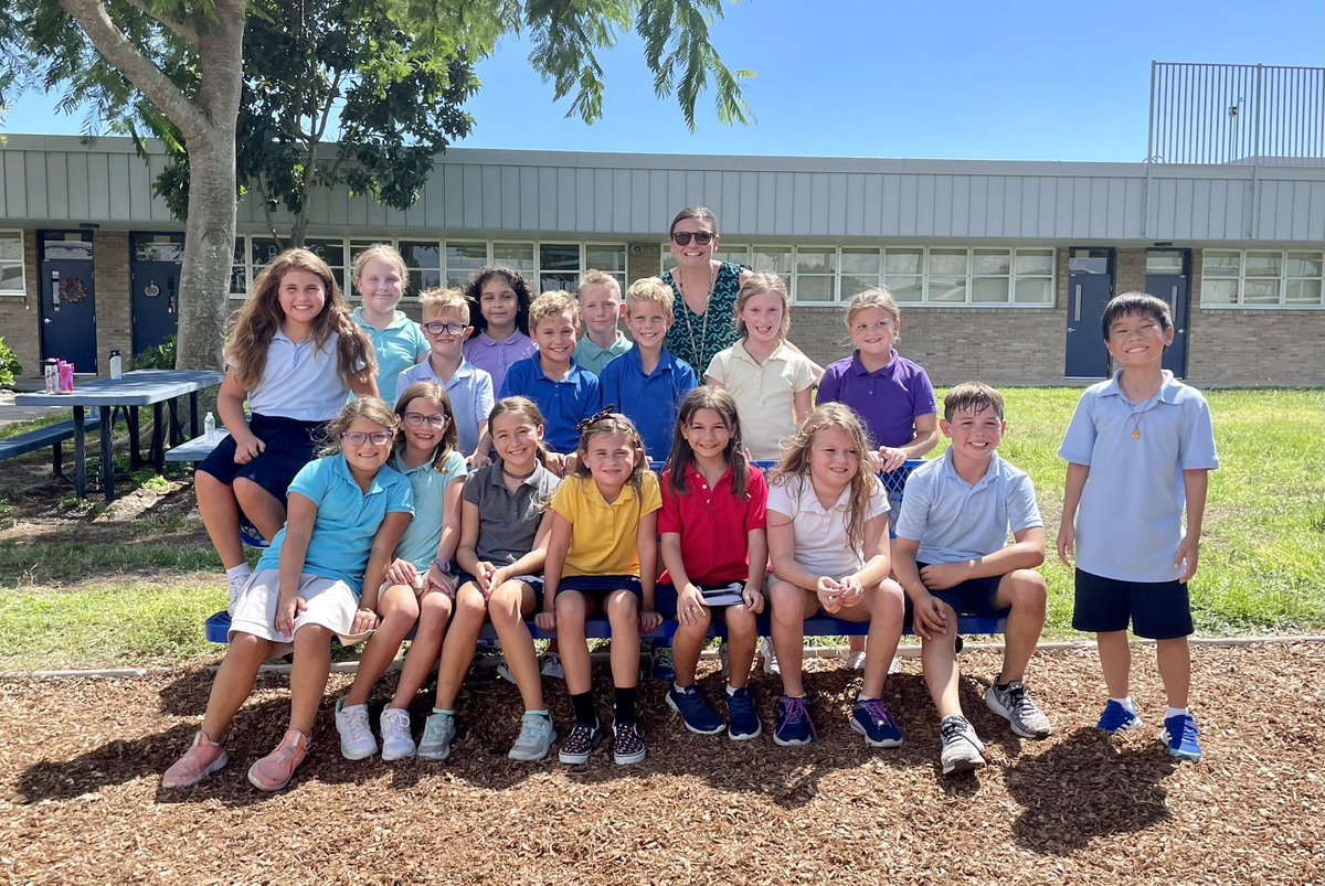 Had a great time #SharpeningtheSaw with these 3rd graders today! Sun, fresh air, and time together ☀️ 👏🏼 <a href="/MrsMatthiesen/">Kelsey Matthiesen</a> <a href="/TommieBarfield/">Tommie Barfield</a>