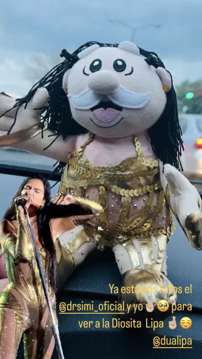 dualipamexico's tweet photo. Estos son algunos Dr. Simi para el concierto de Dua Lipa el día de hoy! https://t.co/Zc8amSPYDM
