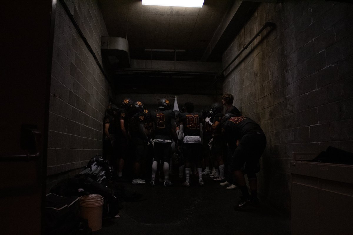 Coming to life in the darkness. 📸: Silas B. '23 #GOLIONS