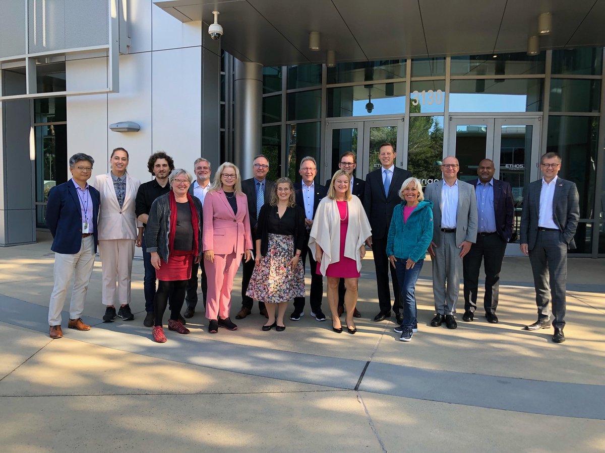 It was an honor to host members of the German Parliament's Health Committee last week at Varian HQ! As we work with @SiemensHealth to harness the power of technology to address ongoing needs in healthcare, we deeply value our close collaboration with global leaders.