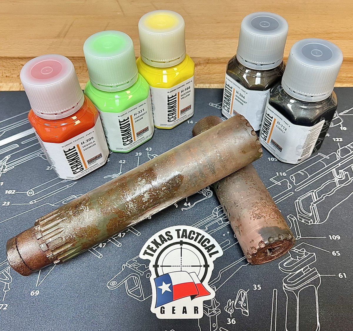 OrdnanceLab's tweet photo. Since our friends at @gear_texas are now certified @CerakoteFinish applicators, we brought them the @yhmachineco #suppressors that we’re damaged in last month’s #fire.
#NFA #NFAAF #OrdnanceLab #556mm #762mm #Guns #GunsOfTwitter https://t.co/YvOPYJPUoA