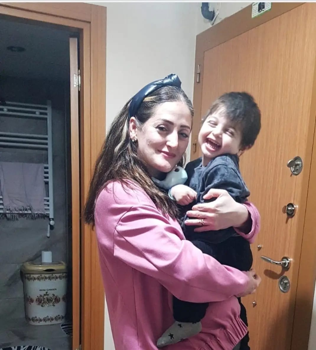 arifagar87's tweet photo. Taleplere rağmen işyerinde önlem almayan herkes bu cinayete ortaktır #kazadegilcinayet #sorumlulargörevdenalınsın
@sonmezalevsonmez
@ertansayilkan @tucsoyer https://t.co/wgE3nRuJSc
