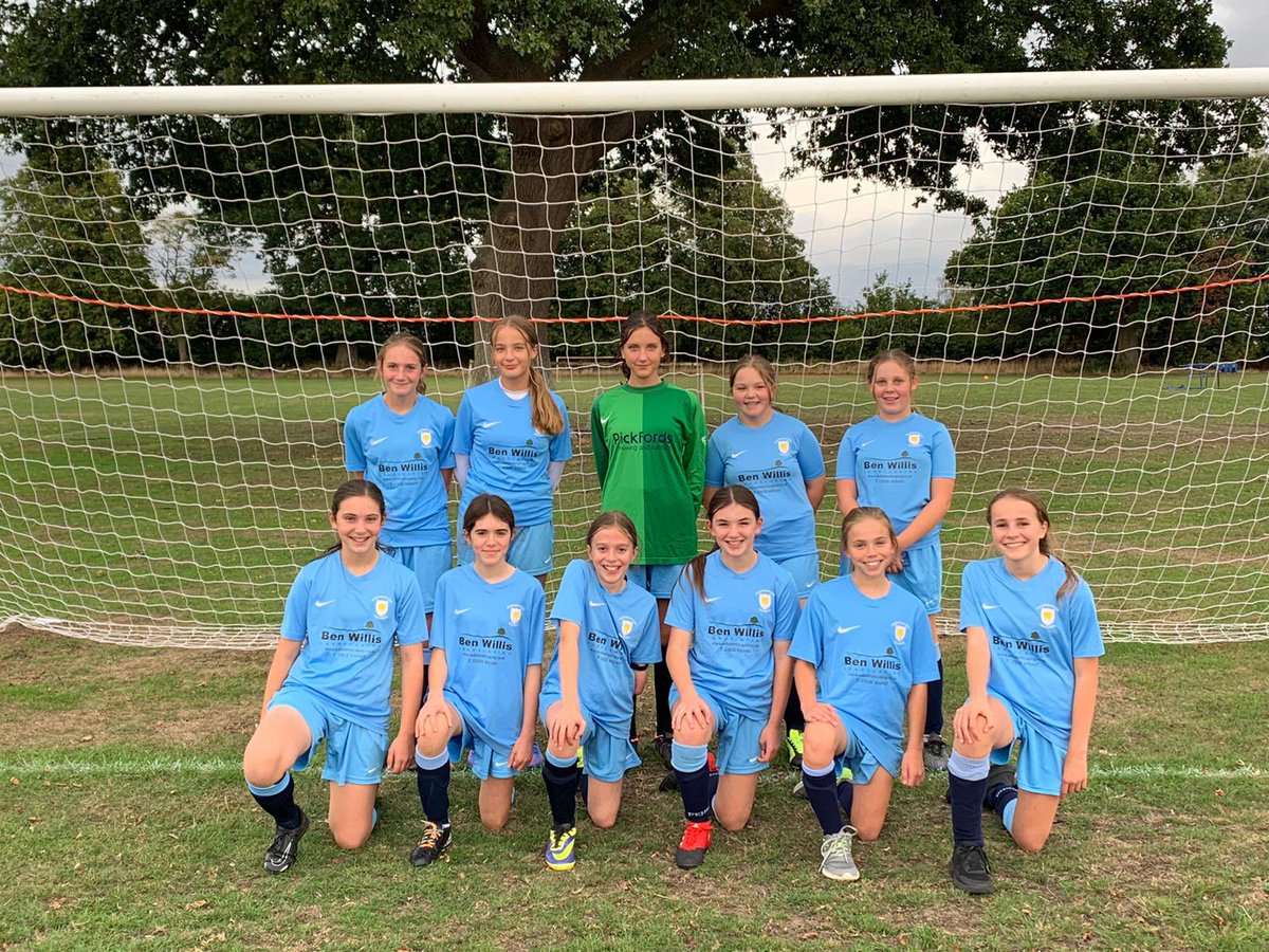 Absolutely brilliant to see these Y8&amp;9 girls representing <a href="/FramearlPE/">Framingham Earl PE</a> last night as part of the new south norfolk girls football league and cups. Thanks to Miss. Wales, Miss. Stordy and Mrs. Stone for taking them. It’s the Y9&amp;10 girls turn tomorrow! #Lionesseslegacy #framgirlscan