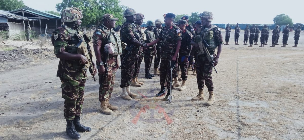kdfinfo's tweet photo. Assistant Chief of Defence Forces in charge of Operations, Plans, Doctrine and Training Major General Fred Leuria was for the last three days, on an official visit to eight Forward Operating Bases in Somalia and OAB in the Boni enclave.

https://t.co/W3022zGnYT https://t.co/SfFN0NqF9h