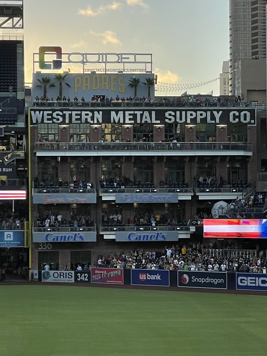 cairochris's tweet photo. Updated baseball stadium rankings:
1) Fenway/Wrigley
2. PNC Park
3. Petco Park [New Addition]
4. Oriole Park
5. Oracle Park

#baseball #mlb #travel #questfor30 https://t.co/cNRe4wORqj