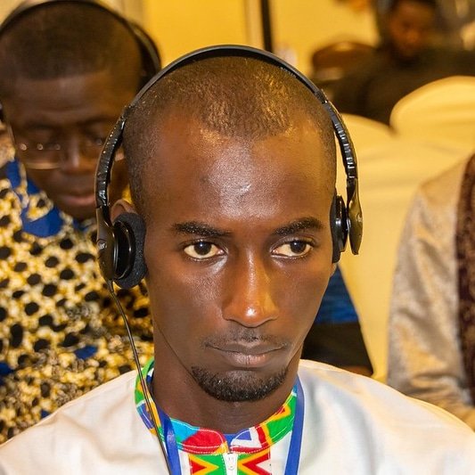 CitoyensPaix's tweet photo. C’est quoi le #WADEMOS
C'est un Réseau Transnational De La Société Civile Pour La Protection De La Démocratie En Afrique De L'ouest. Il a été lancé le 15 Sept. 2022 au Ghana
#democratie
#SolidarityForDemocracy #WADEMOSLaunch #lancementwademos
@KathleenNdongmo @WADEMOSnetwork https://t.co/N8f1081qxm