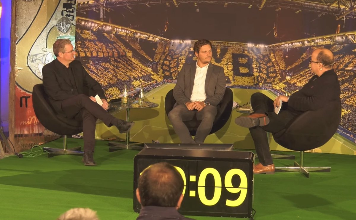 Bvb09_Turkey's tweet photo. S: Kim Almanya Şampiyonu olacak?

Edin Terzic: "En çok puanı alan takım. Ne kastettiğini biliyorum. Şampiyon olmaktan daha çok isteyeceğimiz bir şey olmadığından emin olabilirsiniz. Ayrıca BVB'nin şampiyon olacağına da inanıyorum. Ne zaman bilemeyiz. https://t.co/jd0umTjdOX
