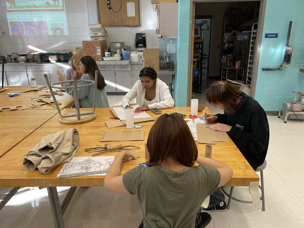 Applied Art 2/3 Students working on their Cardboard sculptures!! #howellhs <a href="/BravermanHHS/">Jeremy Braverman-Howell HS Principal</a> #theregional