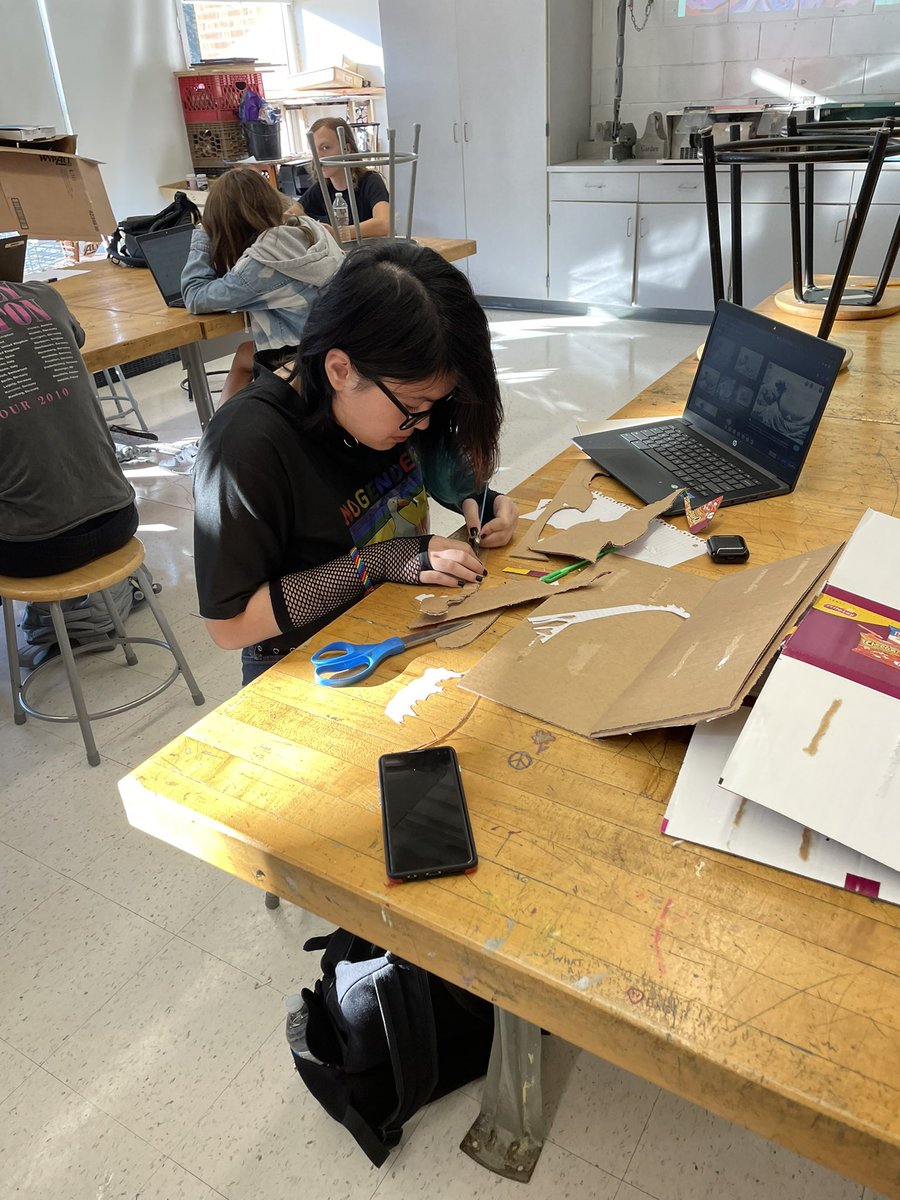 Lizabeth tweet media