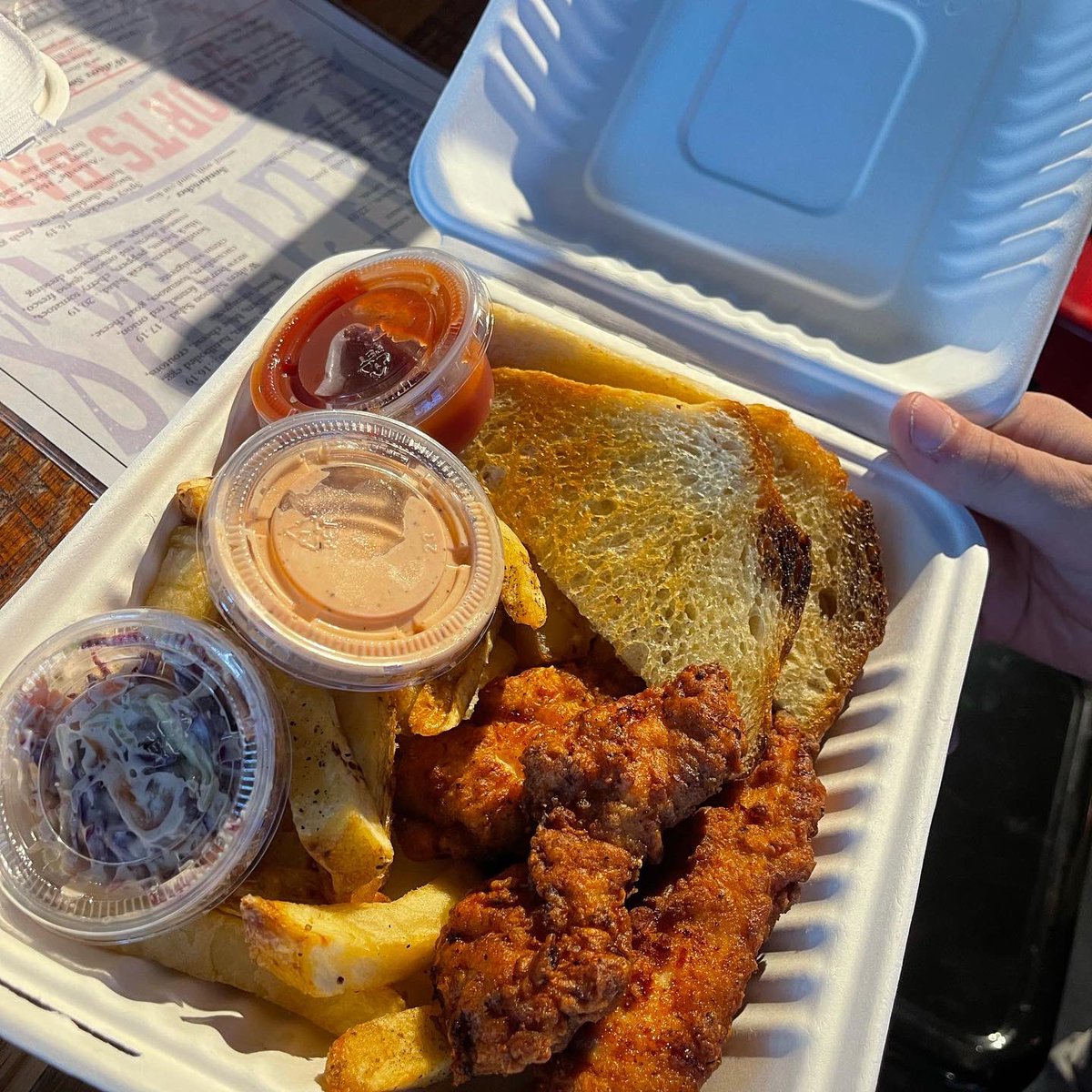 DCNoles's tweet photo. Dreaming of our game day menus ✨ Make sure to come to one of our two game watching locations to grab a bite!!! 

Go Noles ❤️💛 https://t.co/kvRDydhBqP
