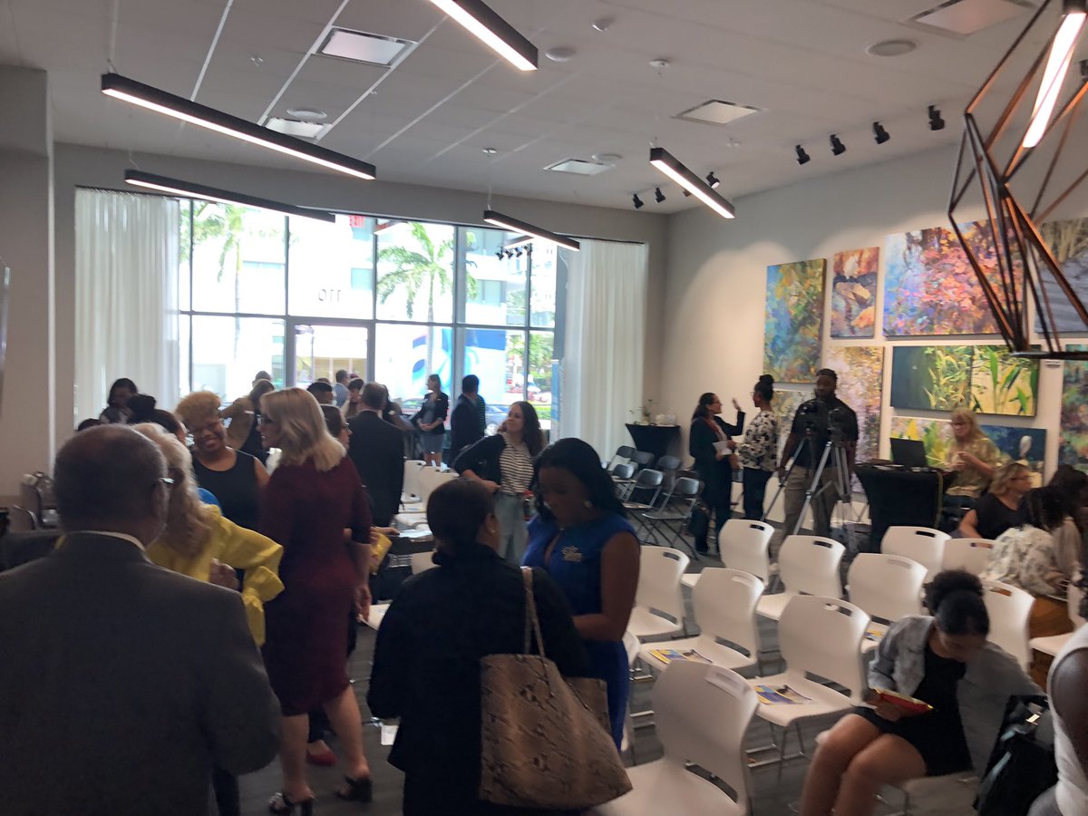 CMF_Gerrit's tweet photo. Had a great time at the No Small Matter screening organized by Thrive by Five Tampa Bay! https://t.co/wZ3rNTS4Dz